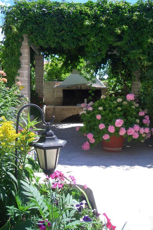 Guest House Meri Bol Exterior photo